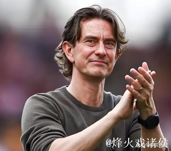 英媒：热刺主帅弗兰克仍将留任
