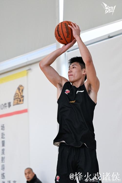 广厦男篮发布青年队图集:U19决赛阶段定档12月20日 广厦男篮发布青年队图集:U19决赛阶段定档12月20日