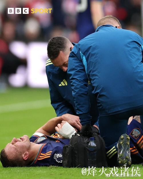 纽卡后卫丹-伯恩因肺穿孔及肋骨骨折将伤缺六周 纽卡后卫丹-伯恩因肺穿孔及肋骨骨折将伤缺六周