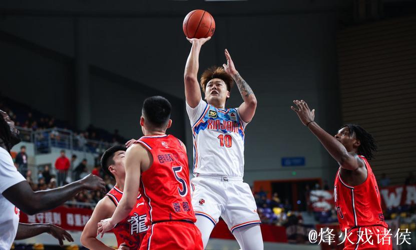 北京对阵辽宁主场开战，杨鸣力争三连胜，赵睿伤停成疑，CCTV5全程直播